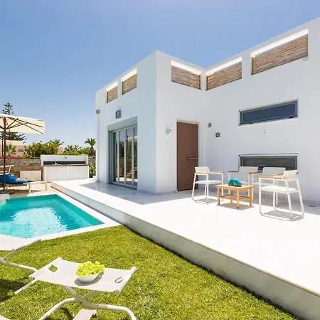 Elegant Rethymno Doma 2 Bedrooms Front Private Outdoor Swimming Pool And Hot Tub Villa *