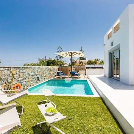Elegant Rethymno Doma 2 Bedrooms Front Private Outdoor Swimming Pool And Hot Tub Βίλα